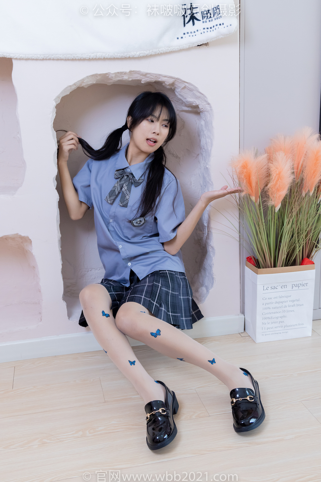 袜啵啵508期:奶油-皮鞋、白棉袜、蝴蝶薄肉丝(脚尖微加固款)、jk制服、袜啵啵、NtZ0.jpg