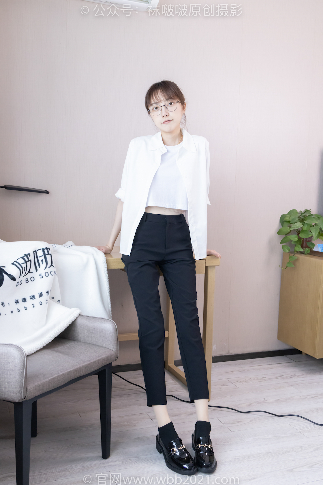 袜啵啵535期:稚予-高跟鞋、皮鞋、黑棉袜、薄肉丝(脚尖加固款)、裤里丝YPl1.jpg