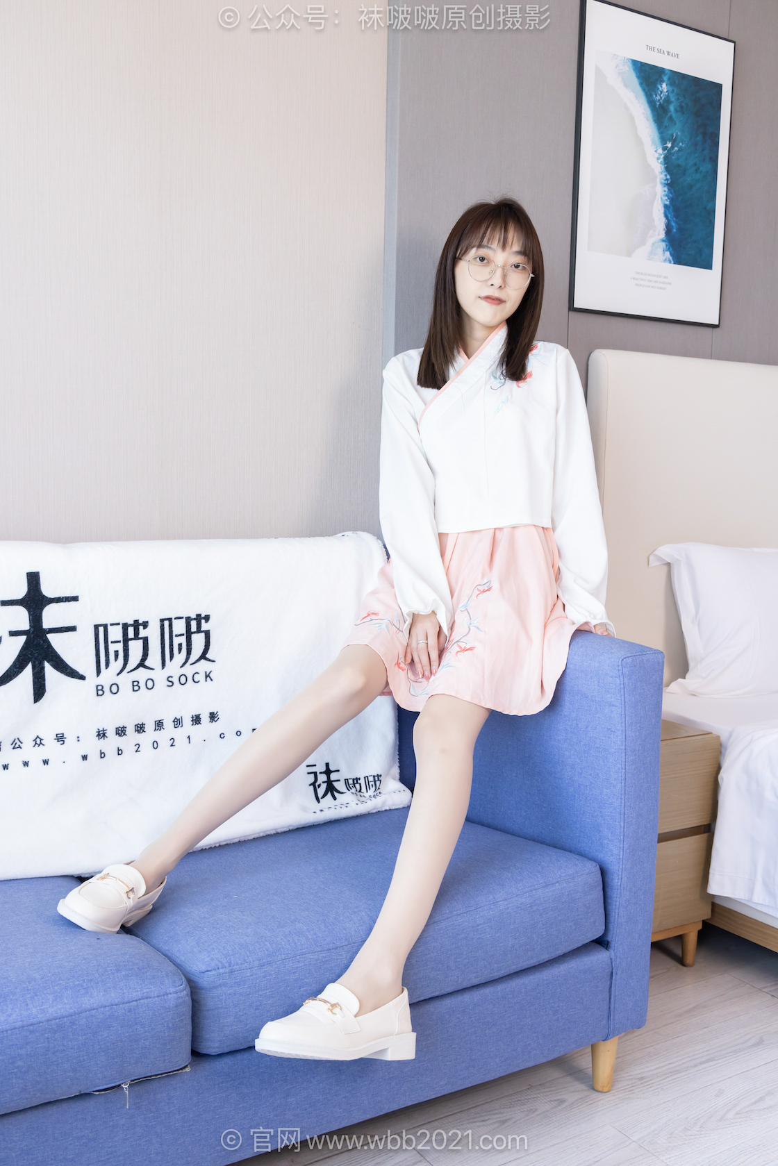 袜啵啵595期:稚予-皮鞋、平底布鞋、薄肉丝(脚尖加固款)、薄白丝(脚尖加固款)、古风汉服、走路 挑OPrm.jpg